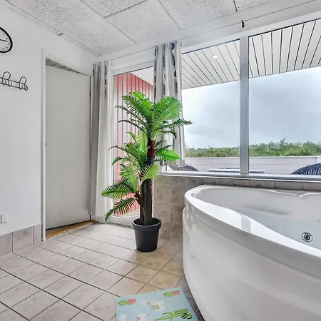 Emly - 1-1km From The Sea By Interhome Сasa de vacaciones