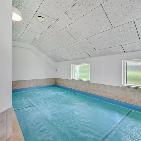 Feriehus Emly - 1-1km From The Sea By Interhome *