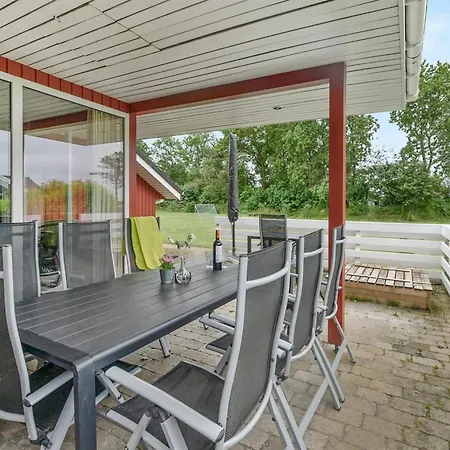 Feriehus Emly - 1-1km From The Sea By Interhome *